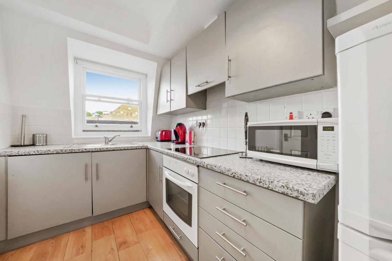 1 & 2 Bed Cosy Apartments Next To Earls Court Free Wifi Londres Exterior foto